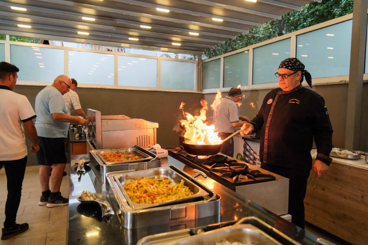 Club Selen Icmeler Hotel Bagian luar foto