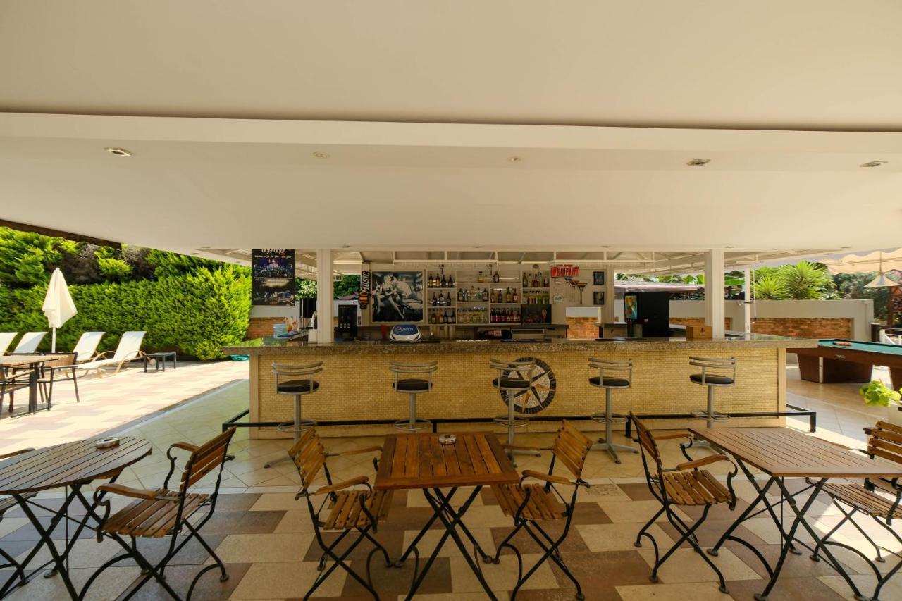 Club Selen Icmeler Hotel Bagian luar foto