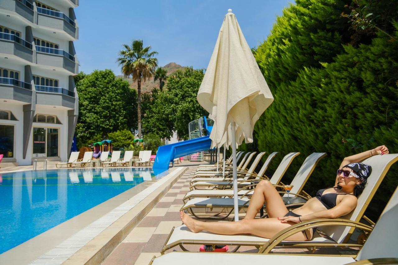 Club Selen Icmeler Hotel Bagian luar foto